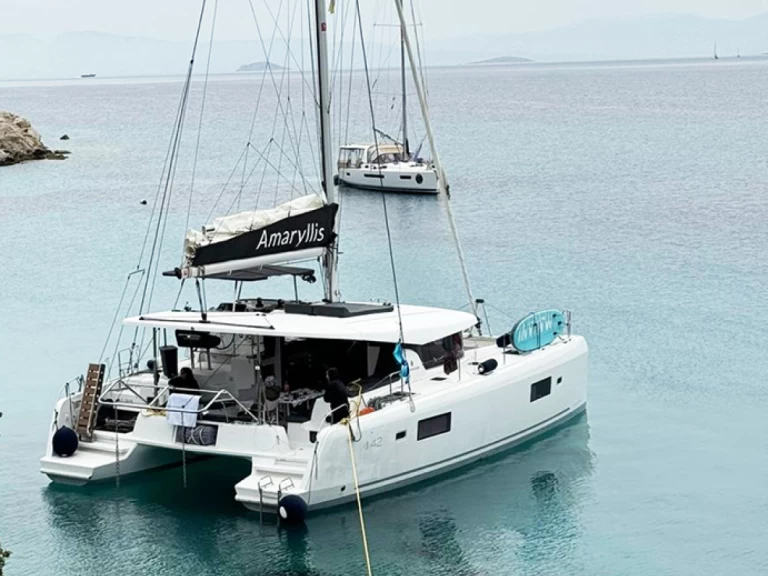 Båtuthyrning Lagoon Lagoon 42 i Alimos på Samboat 