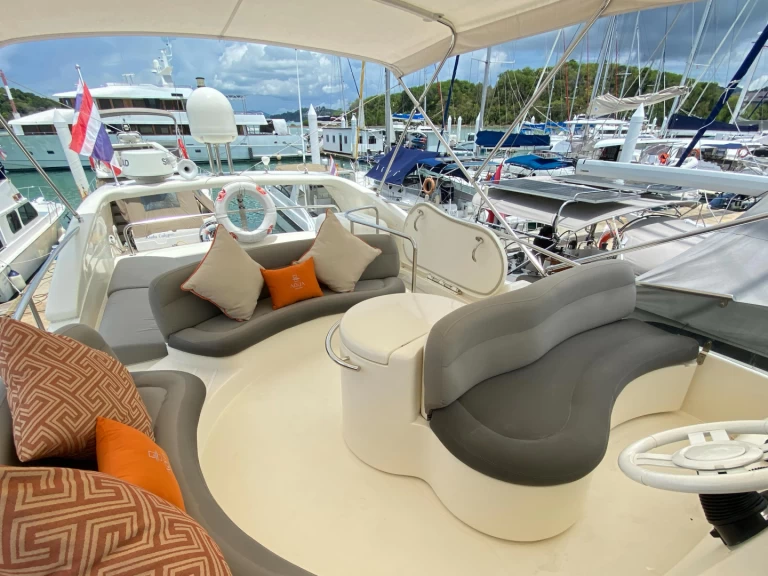 Uthyrning Phuket (City) - Azimut Azimut 46 Fly av Samboat 