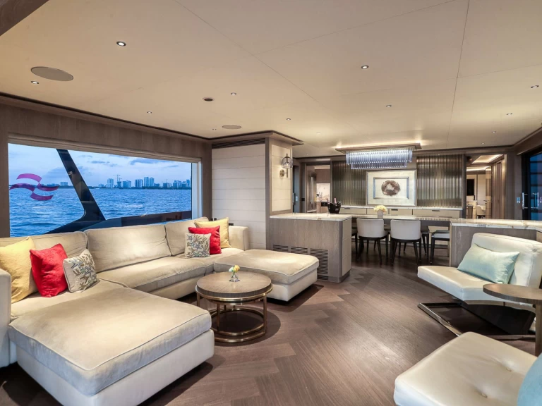 Uthyrning Lyx yacht Sirena med en båtlicens 