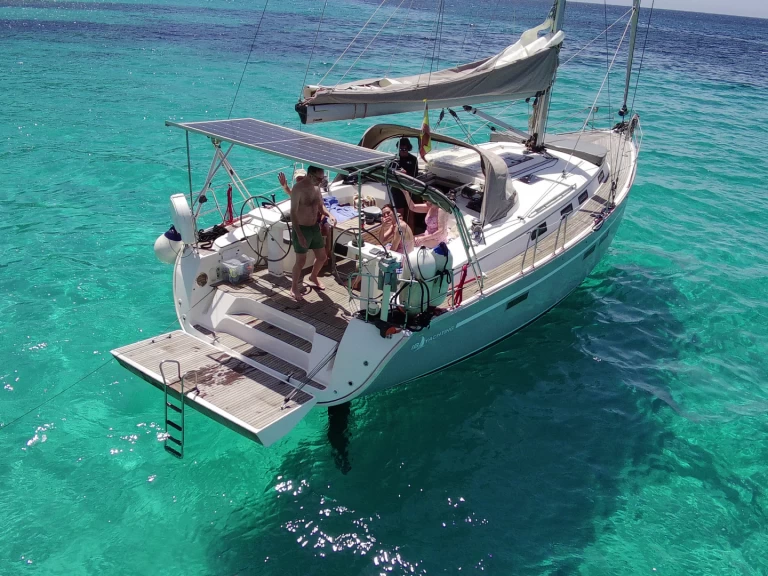 Yacht charter Palma de Mallorca billig Bavaria 45 Cruiser