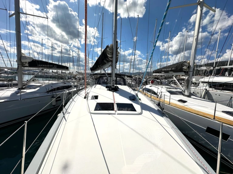 Segelbåt  för uthyrning Donji Seget till det bästa priset 