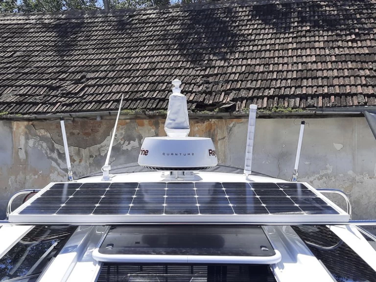 Uthyrning Motorbåt  i Pula  - Bénéteau Antares 9