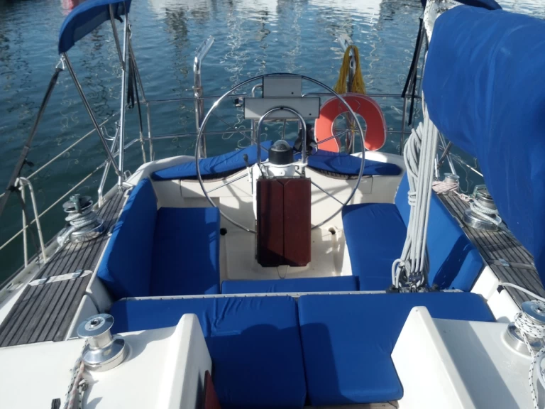 Yacht charter Lisabon billig Bavaria 44