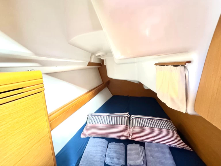 Hyr en Jeanneau Sun Odyssey 36i Fethiye 