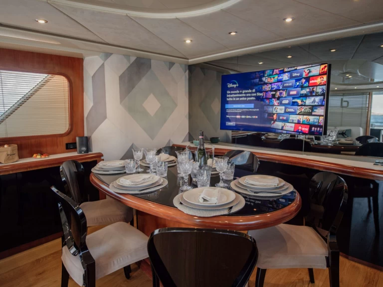 Båtuthyrning Versilcraft BEYOND i Brindisi på Samboat 