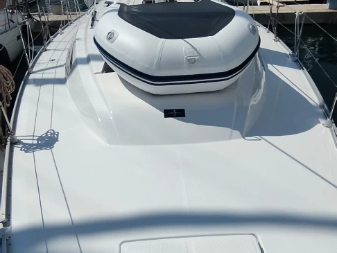 Uthyrning Segelbåt  Bavaria med en båtlicens 