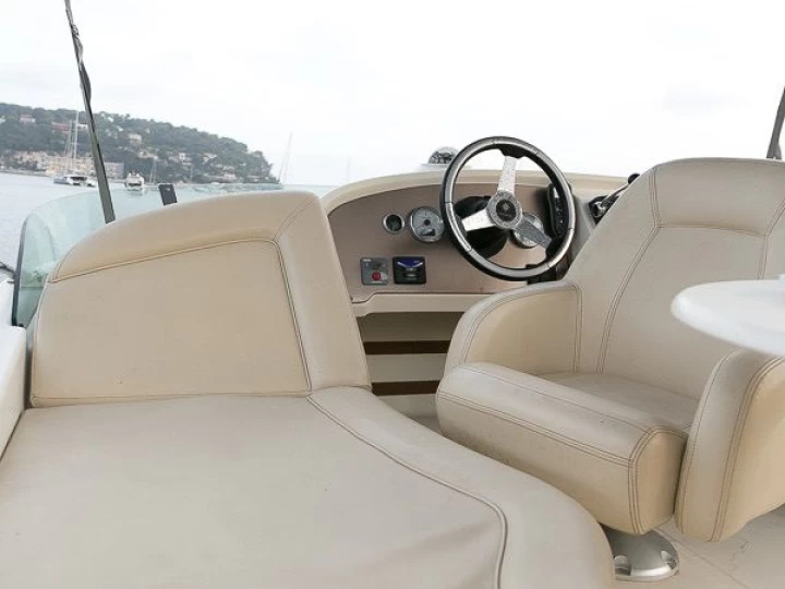 Yacht charter Alimos billig Prestige 32 Fly