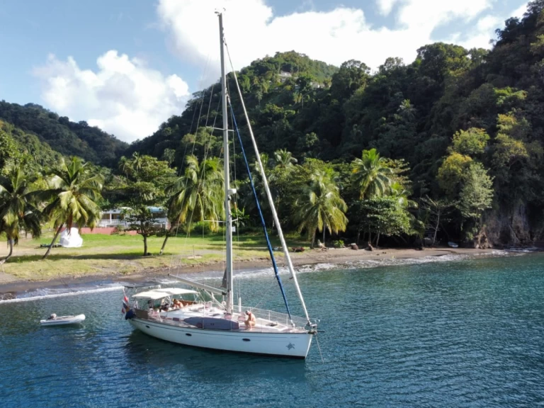 Hyra Segelbåt  med eller utan skeppare Bavaria Le Marin 