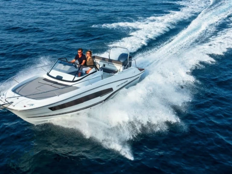 Uthyrning Marina de Palamós - Jeanneau cap camarat 7.5wa - serie 3 av Samboat 