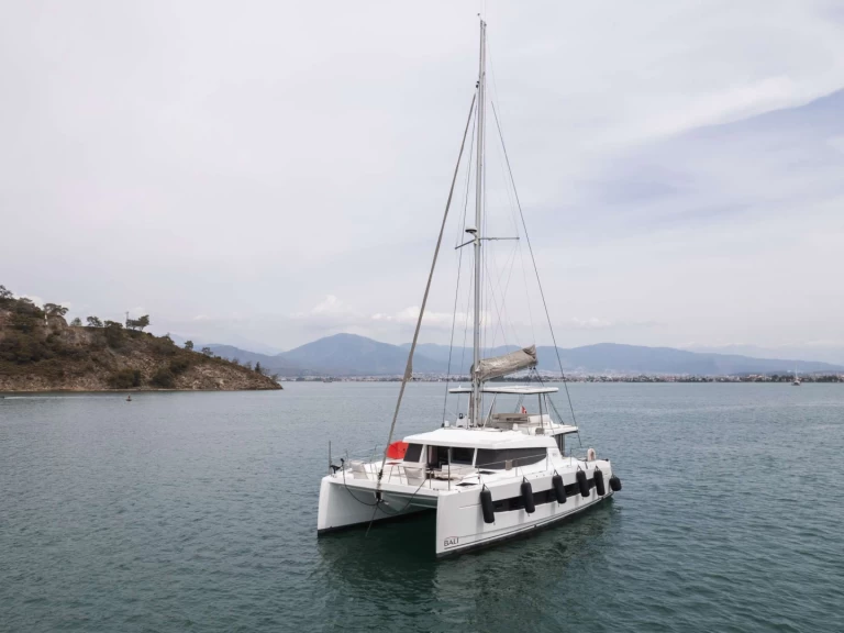 Hyra Lyx yacht med eller utan skeppare Bali Leeward Island 