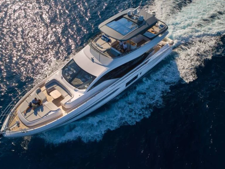 Hyra Lyx yacht med eller utan skeppare Azimut Trogir  