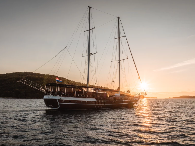 Uthyrning Segelbåt   med en båtlicens 