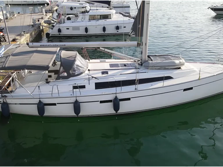 Uthyrning Alimos - Bavaria Cruiser 46 av Samboat 