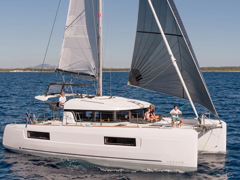 Yacht charter Alimos billig Lagoon 40