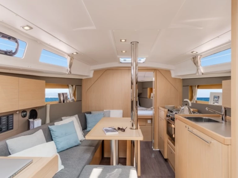 Segelbåt  för uthyrning Split  till det bästa priset 