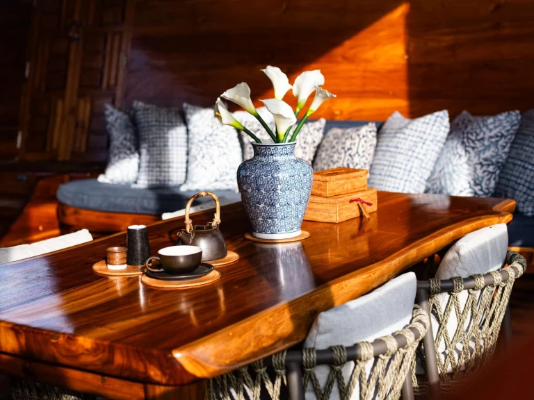 Lyx yacht för uthyrning Raja Ampat Islands till det bästa priset 