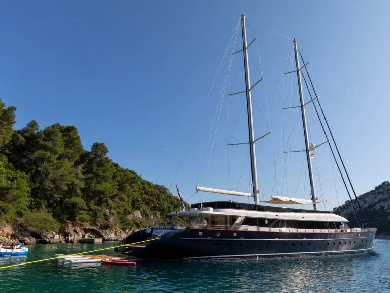 Segelbåt  för uthyrning Krilo till det bästa priset 