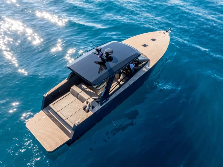 Colnago Colnago 45 charter bareboat eller skeppad i Split 