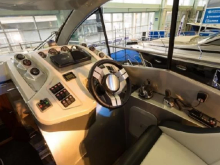 Båtuthyrning Grginić Mirakul 40 i Komolac på Samboat 