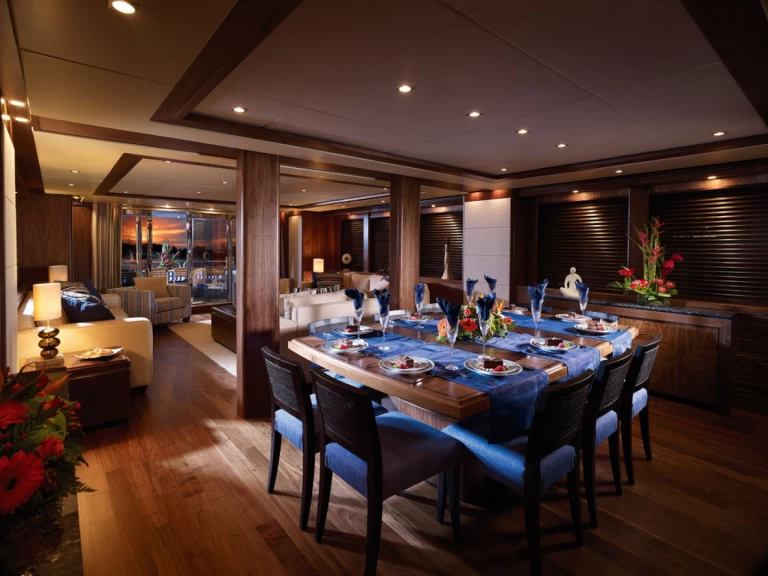 Lyx yacht för uthyrning Split  till det bästa priset 