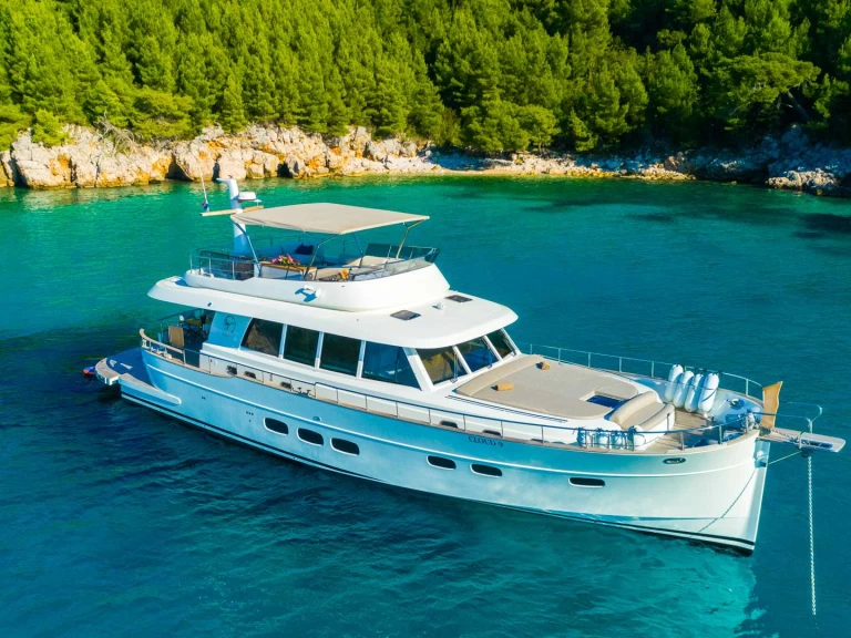 Båtuthyrning Menorquin CLOUD 9 i Komolac på Samboat 