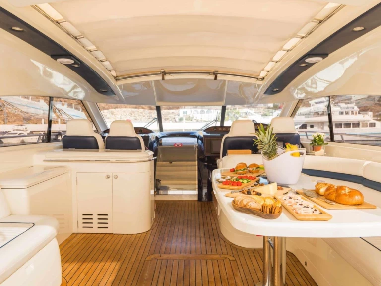 Lyx yacht för uthyrning Joniska öarna till det bästa priset 