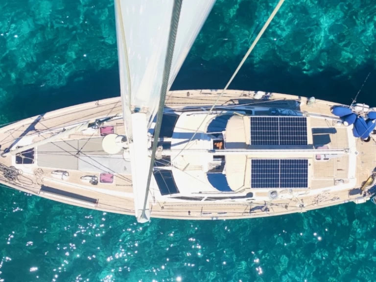 Uthyrning Segelbåt  Oyster med en båtlicens 