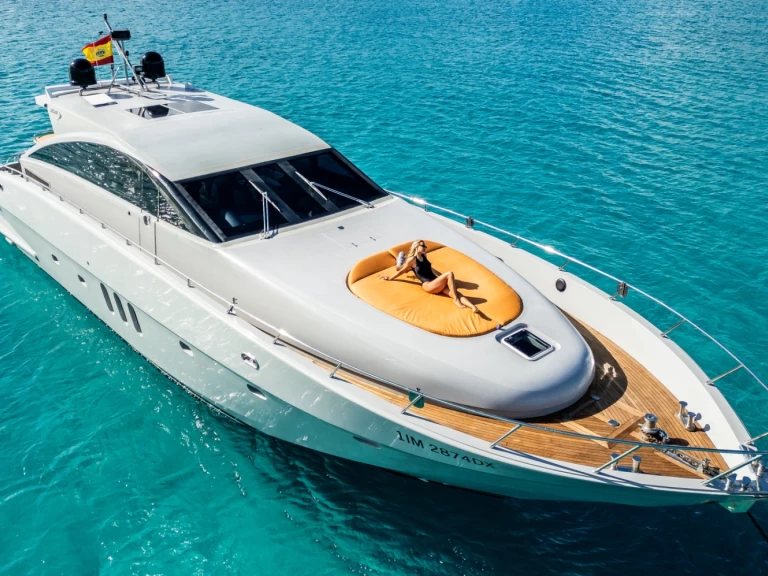 Yacht charter Ibiza Town billig 72