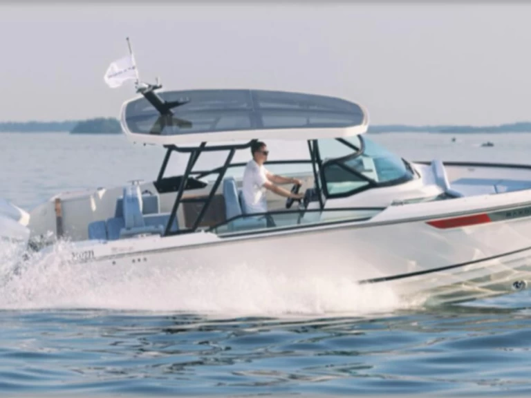 Uthyrning Motorbåt  Saxdor med en båtlicens 