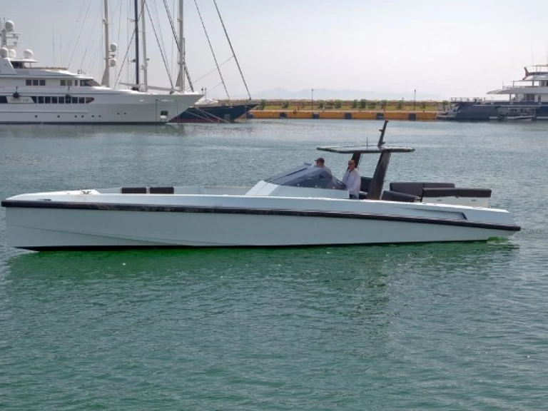 Uthyrning Aten - WALLY YACHTS One 44, Limited Edition av Samboat 