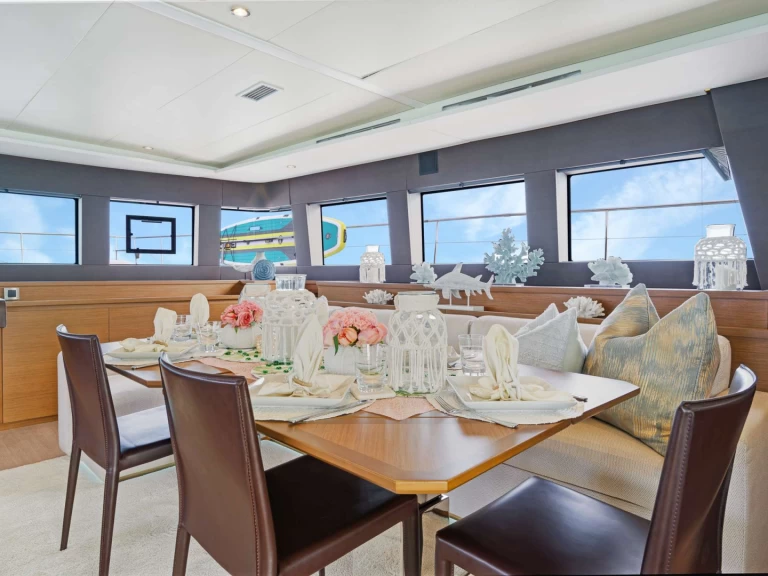 Uthyrning Lyx yacht Lagoon med en båtlicens 