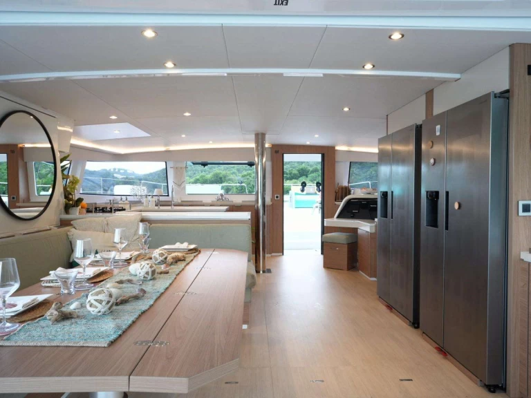 Hyr en Bali LEGASEA Saint Vincent och Grenadinerna 