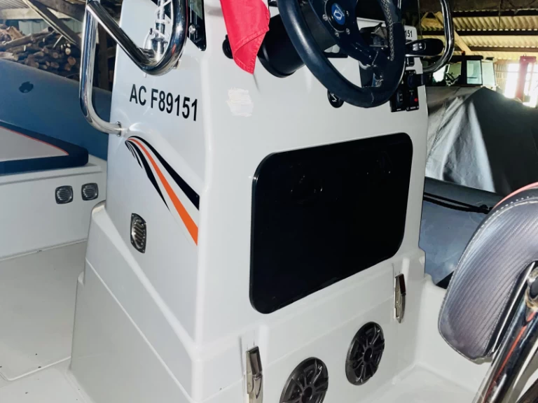 Hyr en Zodiac Pro Open 550 Ultimate Arzon 