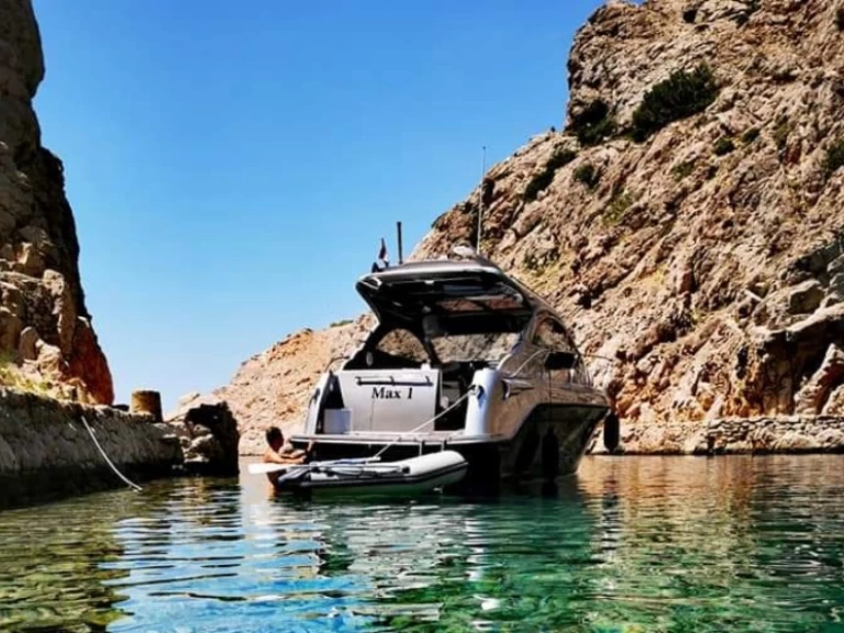 Mirakul 30 charter bareboat eller skeppad i Sukošan