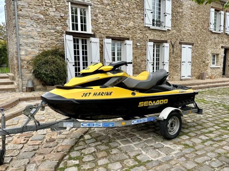Båtuthyrning Sea-Doo Rxt 255 is  i Port-La Nouvelle på Samboat 