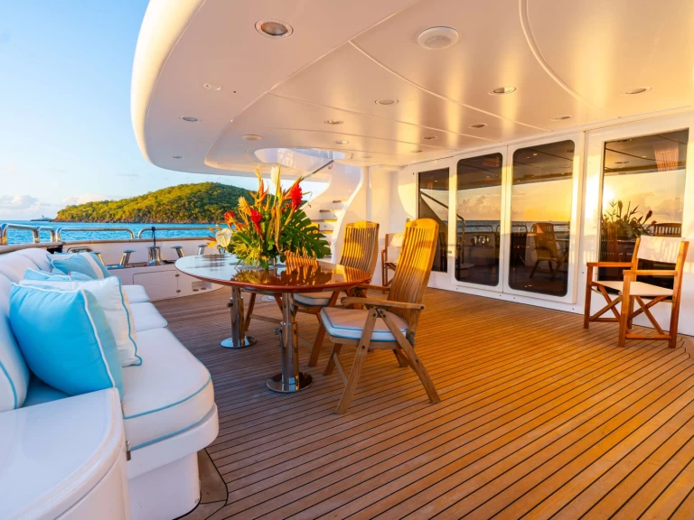 Uthyrning Sankt Martin - Benetti ARTHUR'S WAY 143 av Samboat 