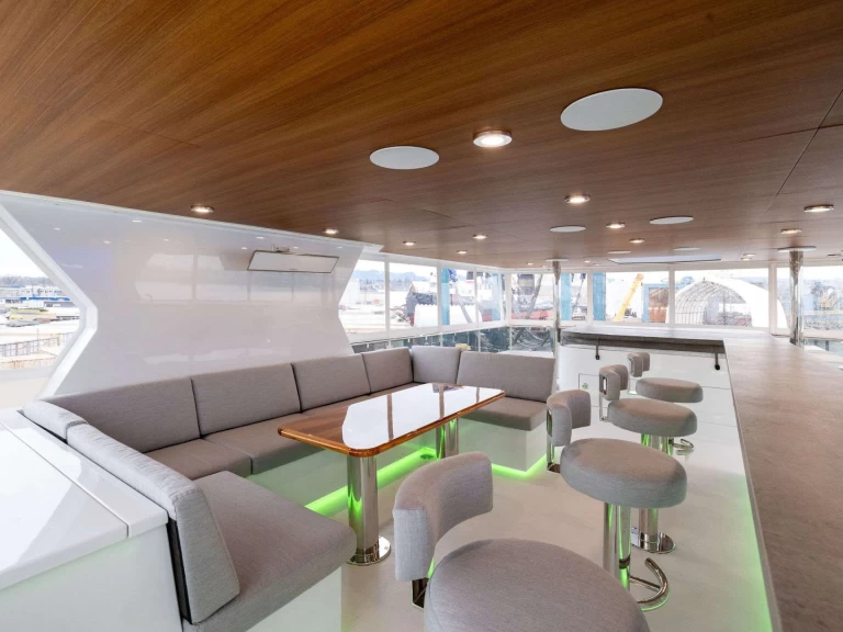 Intermarine LAST CALL charter bareboat eller skeppad i Alaska