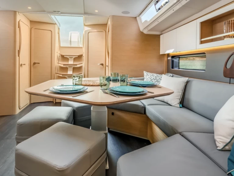 Hyra Segelbåt  med eller utan skeppare Dufour Rostock 