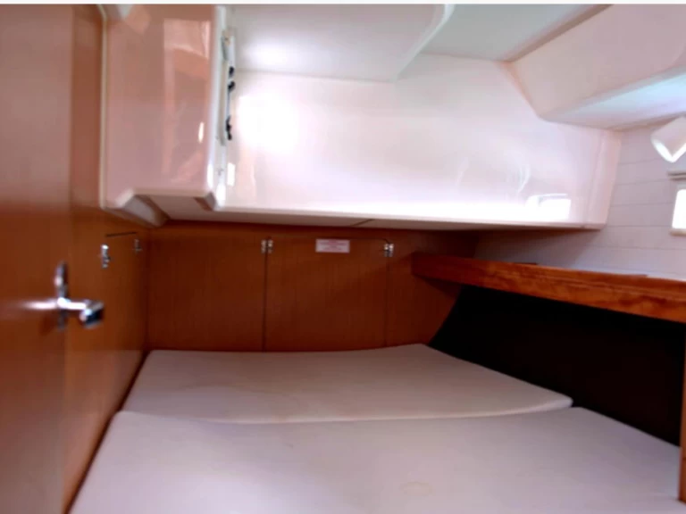 Segelbåt  för uthyrning Gouvia till det bästa priset 