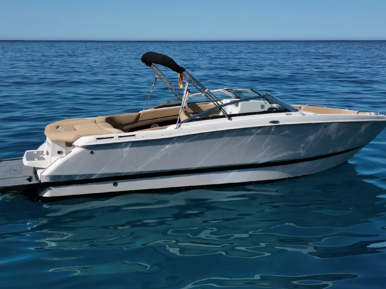 Four Winns H 260 charter bareboat eller skeppad i Port d'Andratx