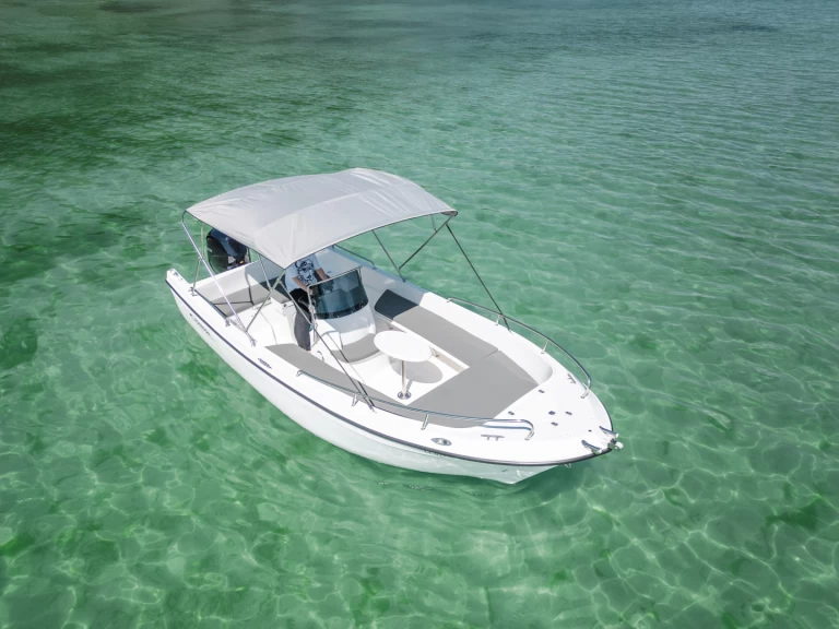 Yacht charter Sevrier billig 620 W