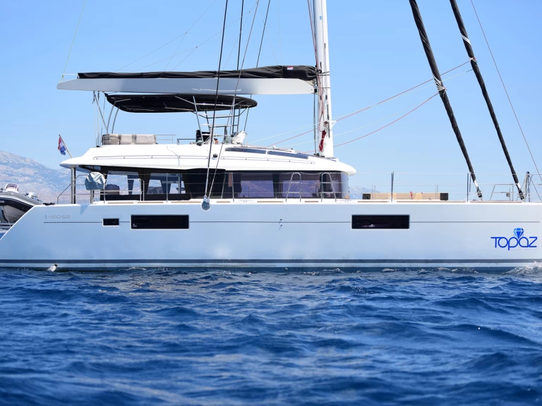 Lagoon Lagoon 560 charter bareboat eller skeppad i Split 