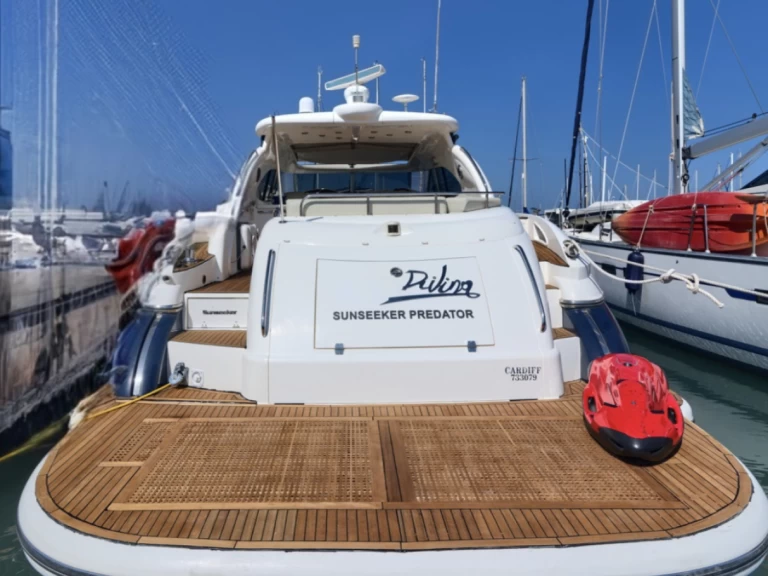 Hyra Lyx yacht med eller utan skeppare Sunseeker Ibiza Town 