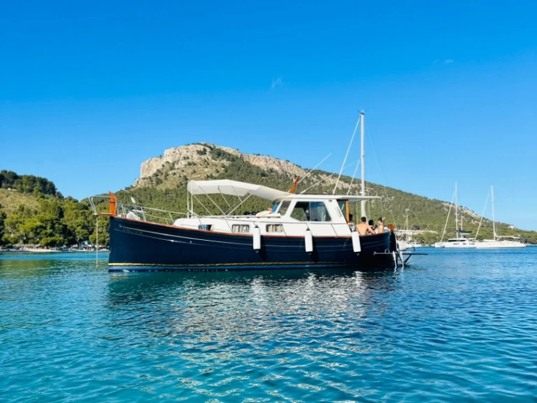 Myabca Myabca 900 charter bareboat eller skeppad i Puerto de Pollensa