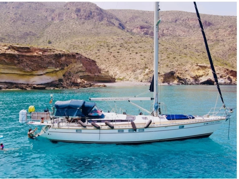 Dynamique Ya Dynamique 47 charter bareboat eller skeppad i Santa Pola