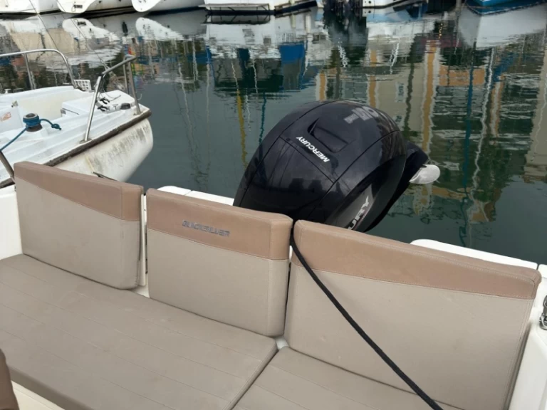 Yacht charter Argelès-sur-Mer billig Activ 675 Open