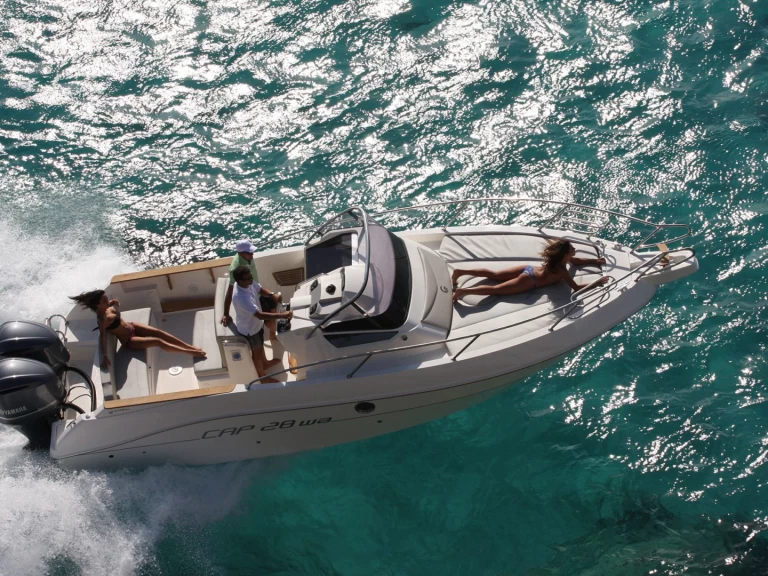 Capelli Cap 28 WA charter bareboat eller skeppad i Latchi