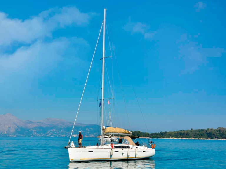 Yacht charter Korfu billig Beneteau Oceanis 43  Refited 2022