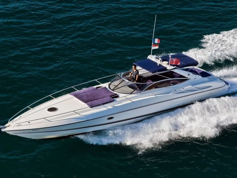 Hyr en Sunseeker Superhawk 48 Saint-Tropez 