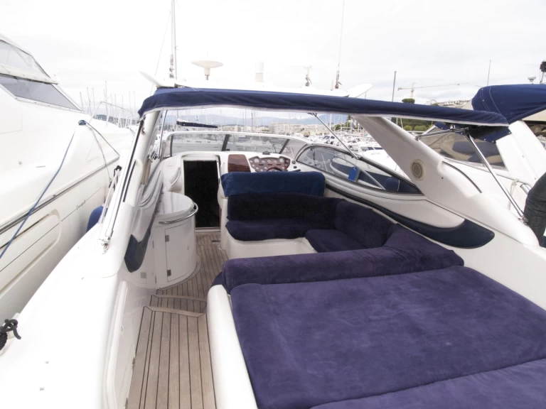 Yacht charter Saint-Tropez billig Superhawk 48